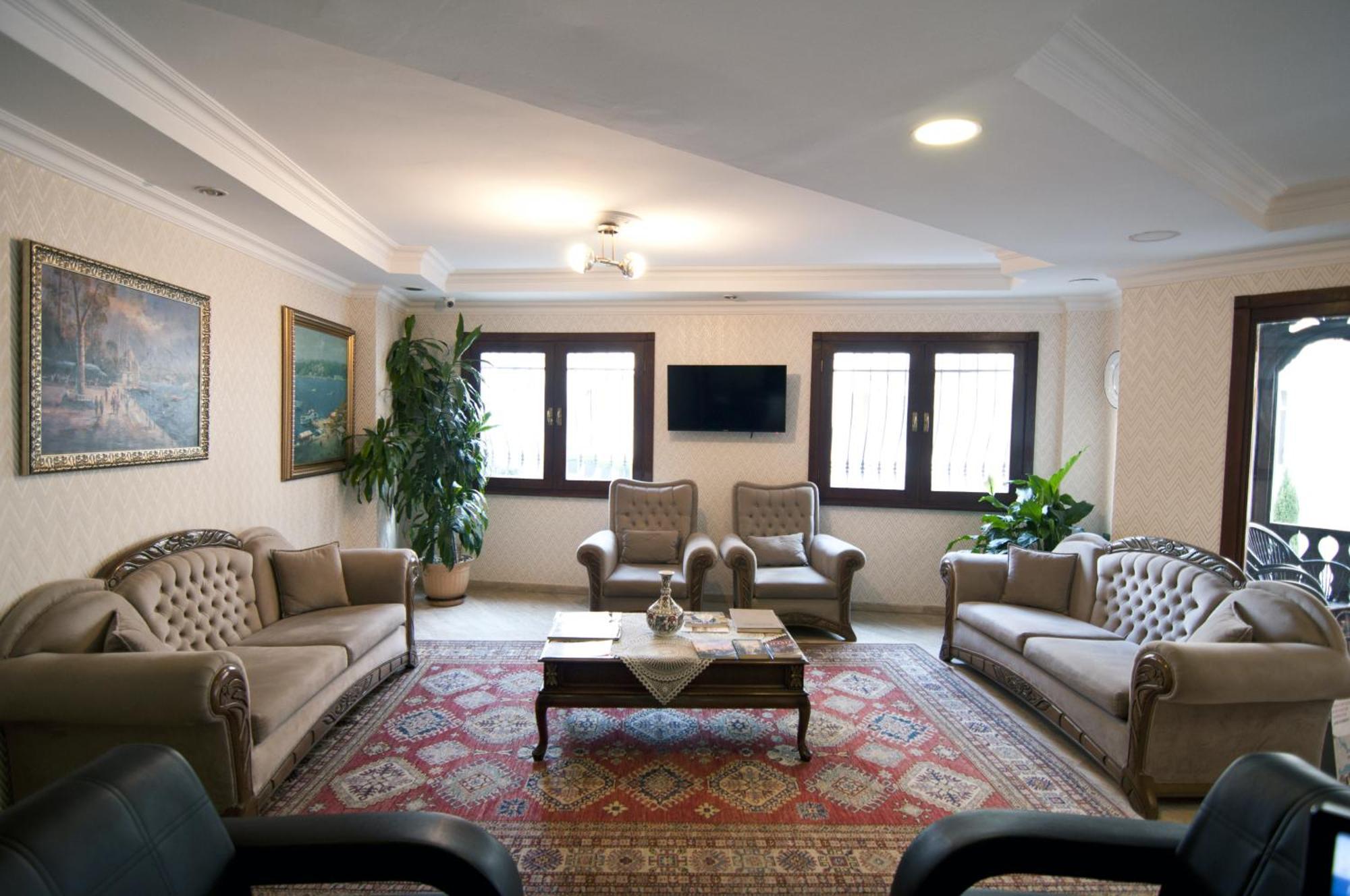 Artefes Old Hotel 4*