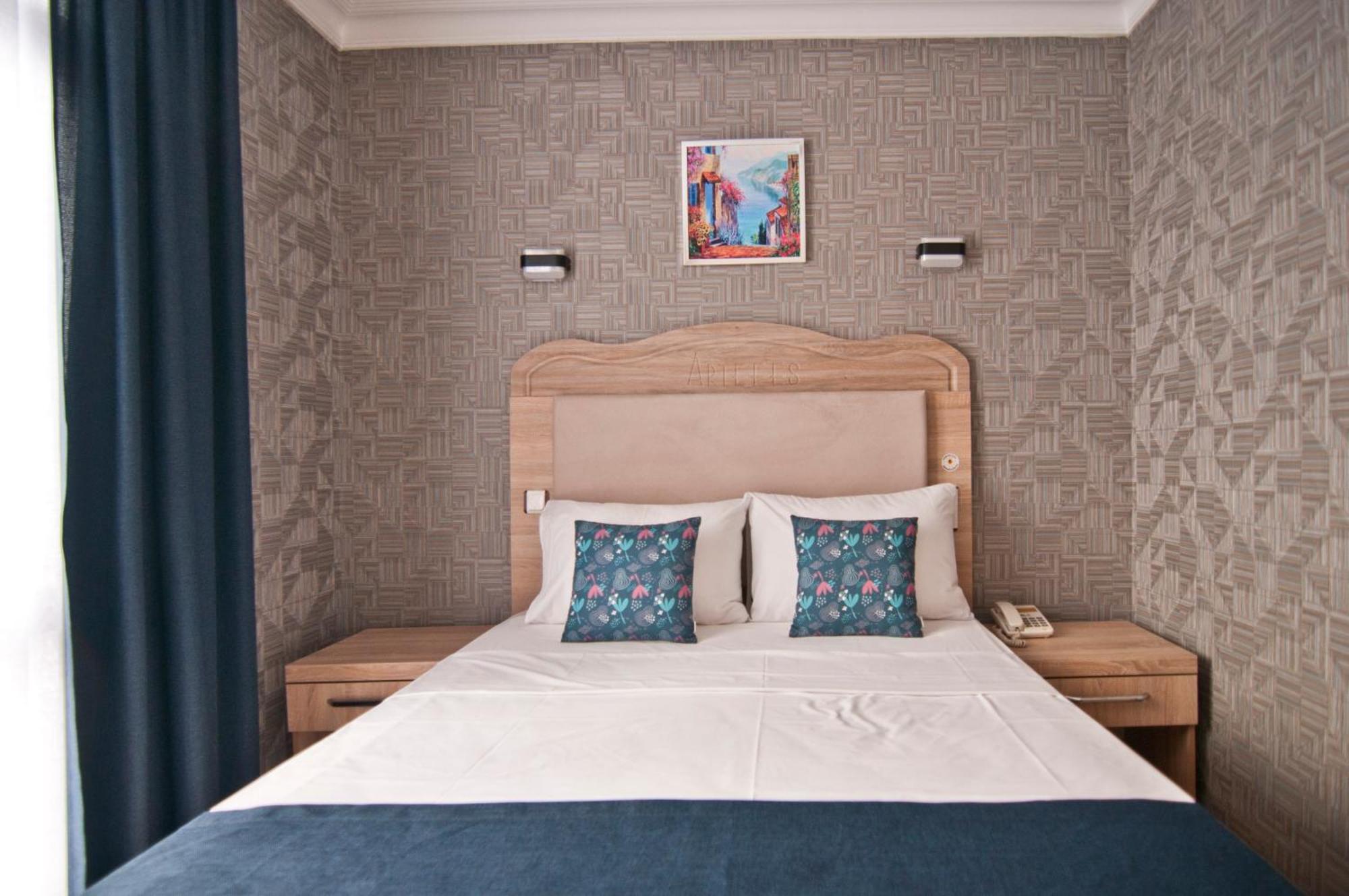 Hotel Artefes Old