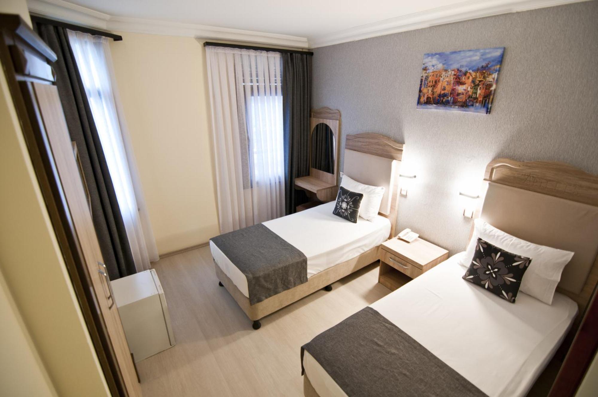 Artefes Old Hotel