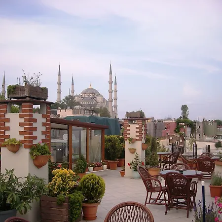 Artefes Hotel Old City 